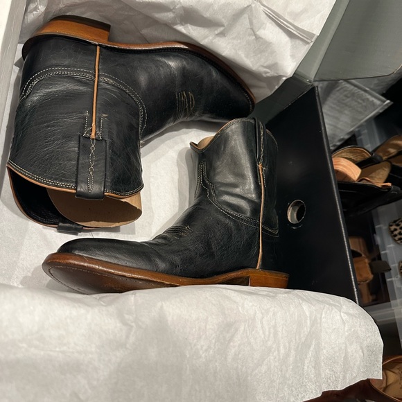 NWT STILL BOXED LUCCHESE GABY BOOTS - Picture 3 of 9